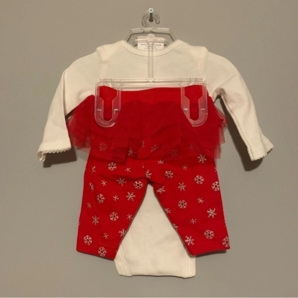 ❌FINAL PRICE❌NWT. CARTER’S Newborn Reindeer Bodysuit & Snowflake Tutu Leggings